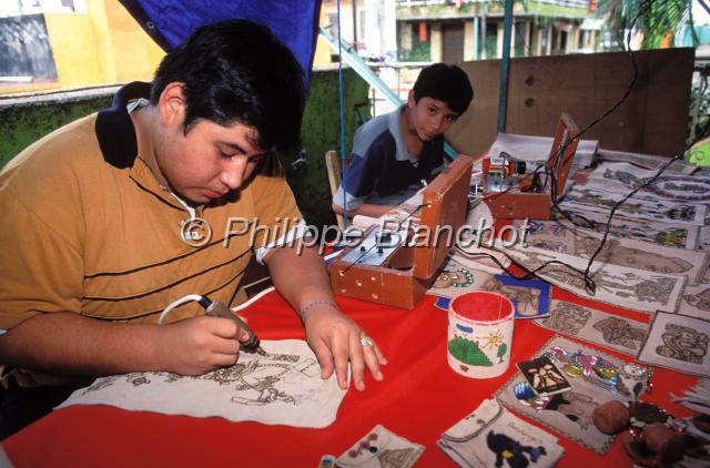 mexique 29.JPG - Pyrograveurs, Yucatan, Mexique